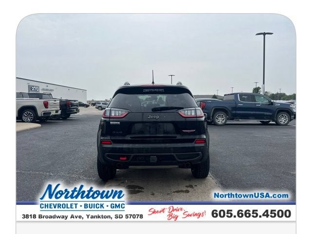 2022 Jeep Cherokee Trailhawk