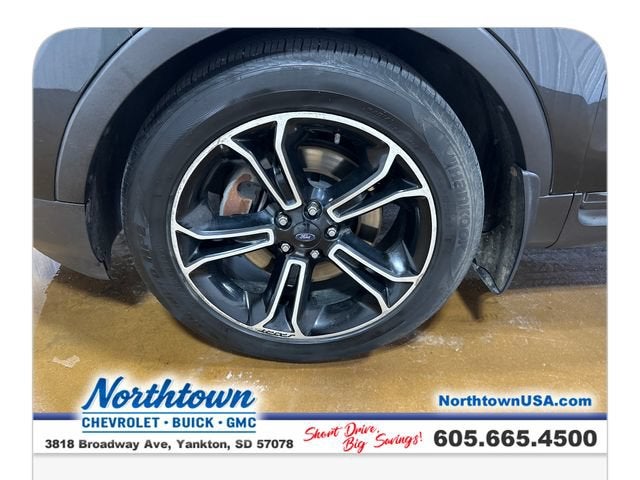2015 Ford Explorer Sport