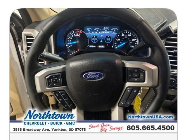 2017 Ford Super Duty F-250 SRW Lariat