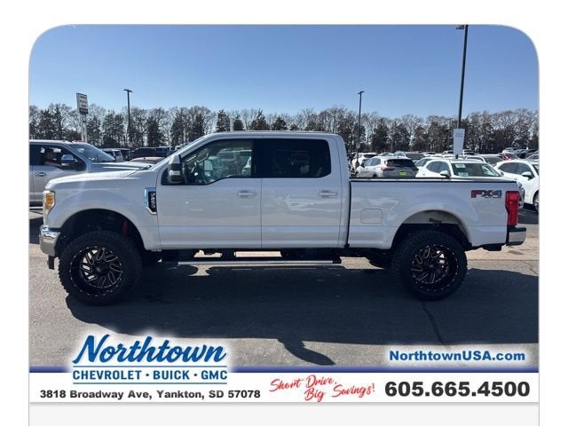 2017 Ford Super Duty F-250 SRW Lariat