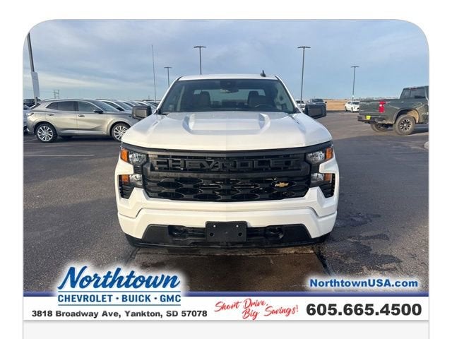 2025 Chevrolet Silverado 1500 Custom