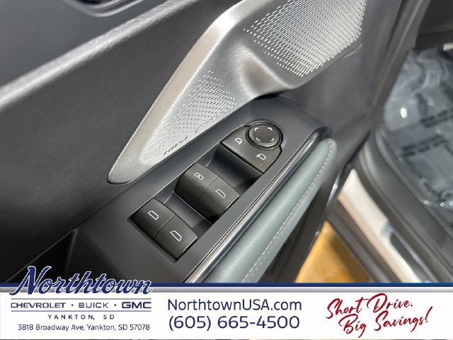 2027 GMC Acadia AT4