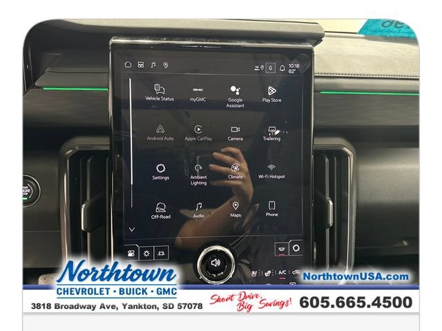 2026 GMC Acadia AT4