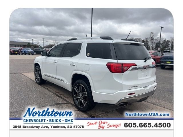 2017 GMC Acadia Denali