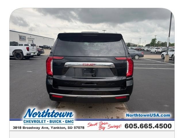2023 GMC Yukon SLT