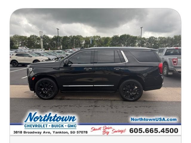 2023 GMC Yukon SLT