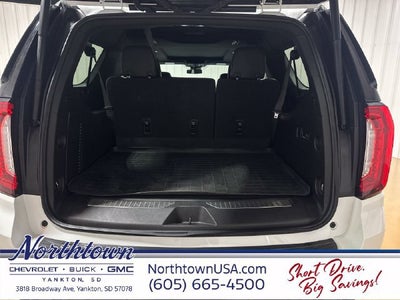 2023 GMC Yukon XL AT4