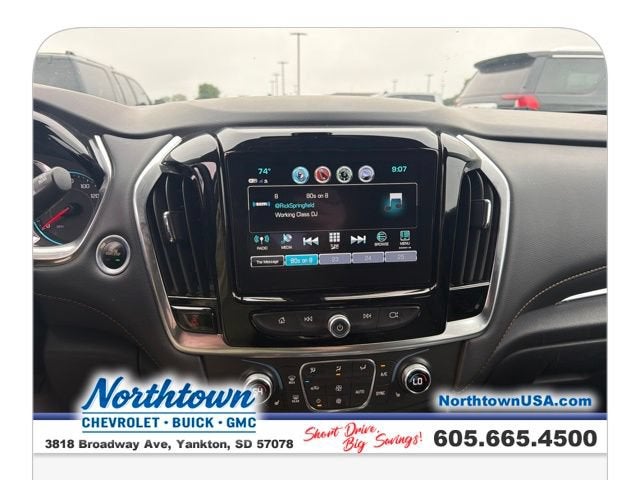 2018 Chevrolet Traverse LT Cloth