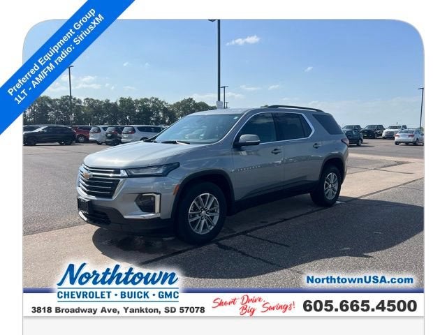 2023 Chevrolet Traverse LT Cloth