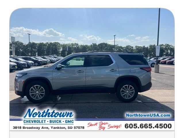 2023 Chevrolet Traverse LT Cloth