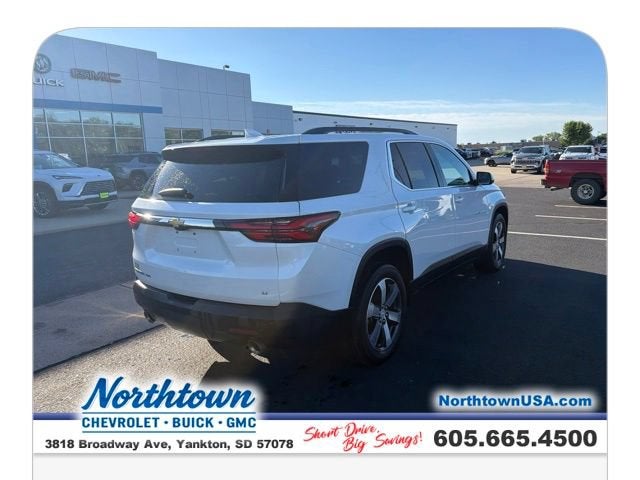 2023 Chevrolet Traverse LT Leather