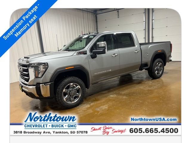 2026 GMC Sierra 4WD Crew Cab Standard Box SLT's photo