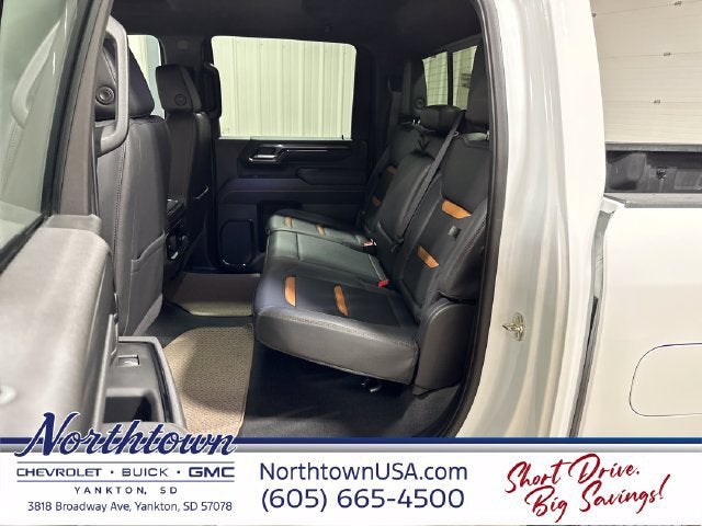 2025 GMC Sierra 2500 HD AT4