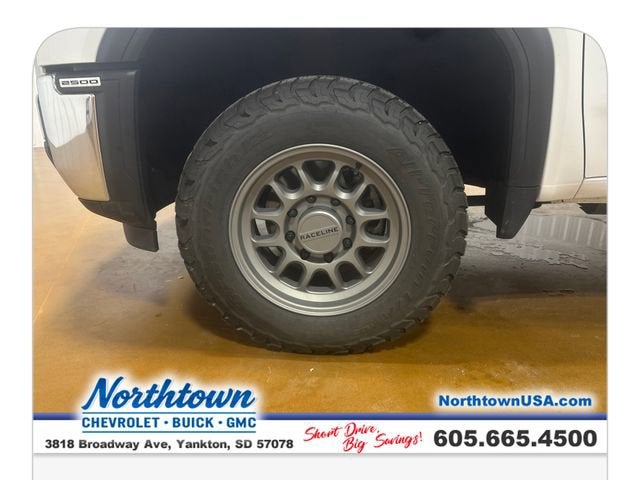 2025 GMC Sierra 2500 HD Pro