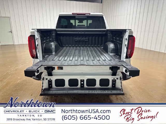 2026 GMC Sierra 1500 SLT - Photo 9