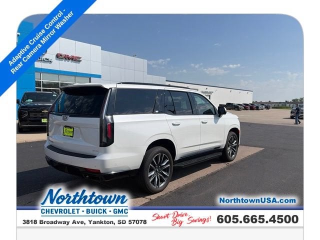 2022 Cadillac Escalade Sport