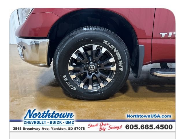 2017 Nissan Titan SL