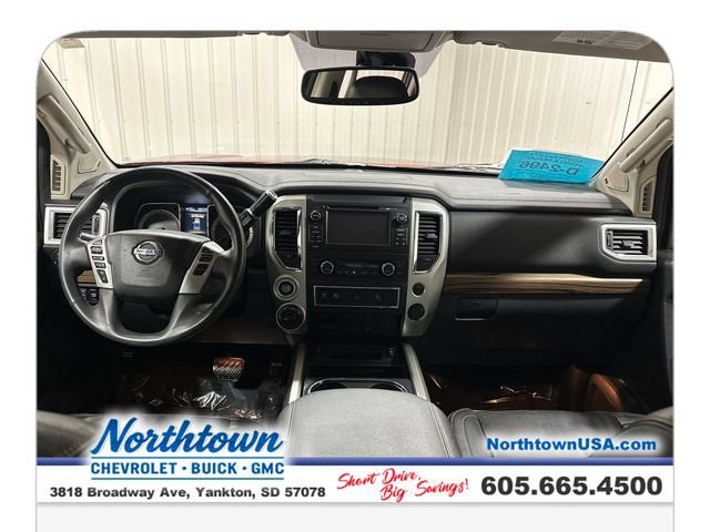 2017 Nissan Titan SL