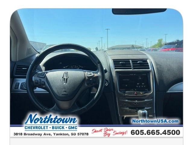 2015 Lincoln MKX Base