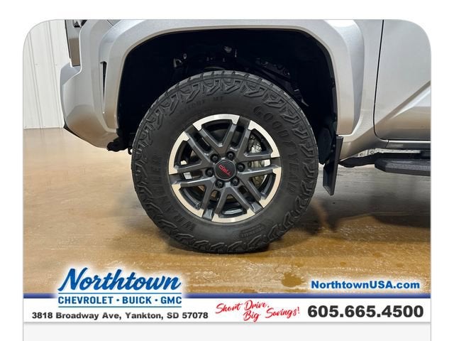 2024 Toyota Tacoma 4WD SR5