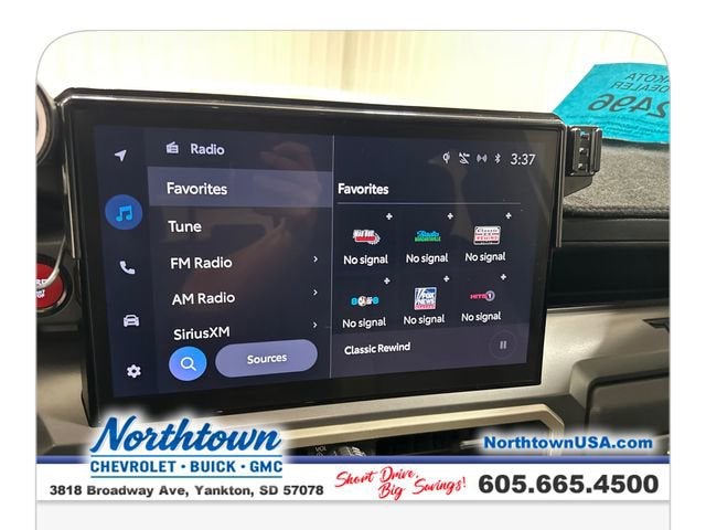 2024 Toyota Tacoma 4WD SR5