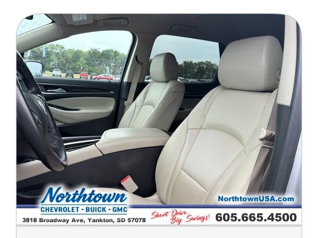 2021 Buick Enclave Essence