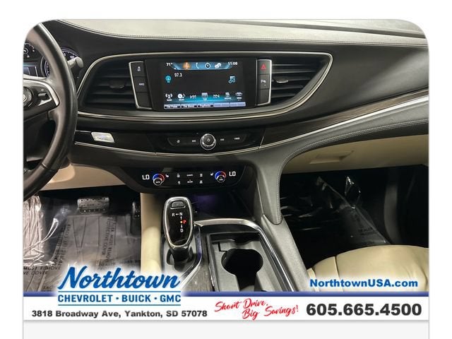 2018 Buick Enclave Essence