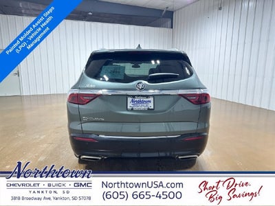 2024 Buick Enclave Essence