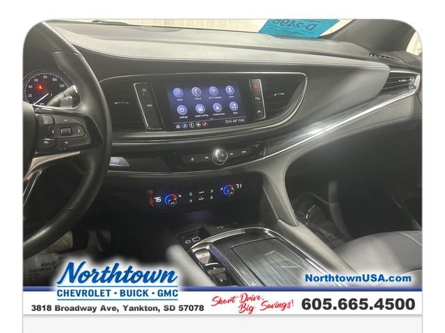 2024 Buick Enclave Essence