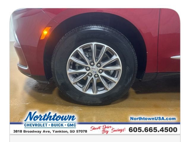 2024 Buick Enclave Essence