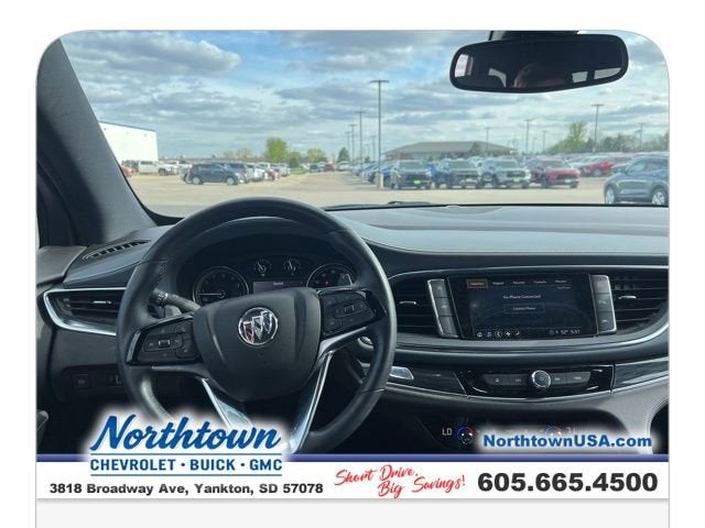 2024 Buick Enclave Essence