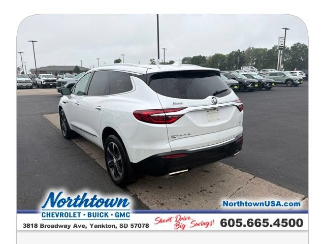 2021 Buick Enclave Essence