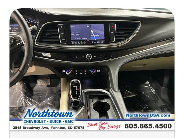 2021 Buick Enclave Essence