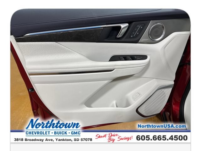 2027 Buick Enclave Avenir
