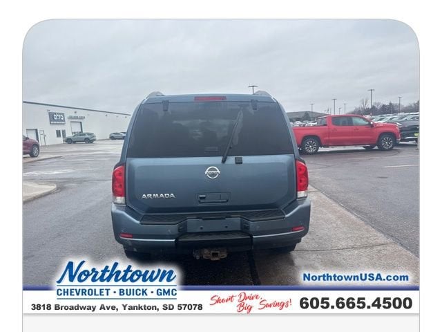 2012 Nissan Armada SV