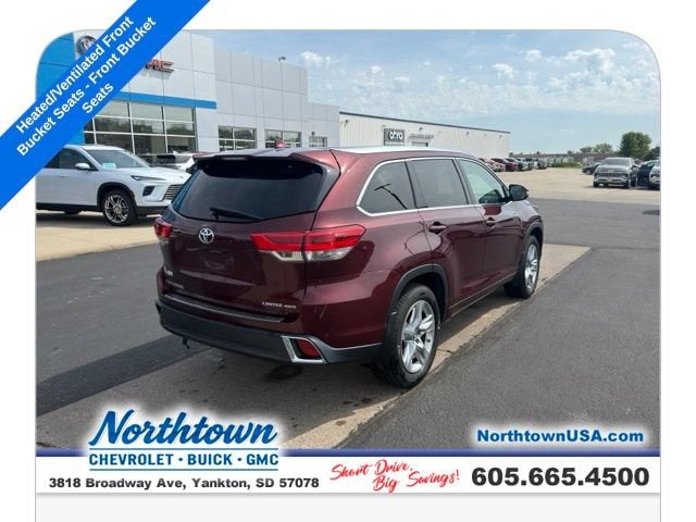 2017 Toyota Highlander Limited