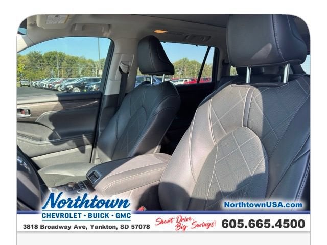 2021 Toyota Highlander Platinum
