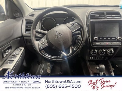 2025 Mitsubishi Outlander Sport S