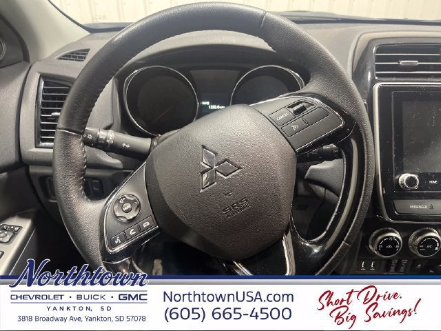 2025 Mitsubishi Outlander Sport S
