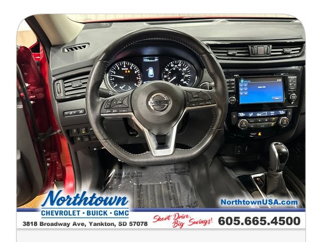 2017 Nissan Rogue SV