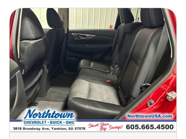 2017 Nissan Rogue SV
