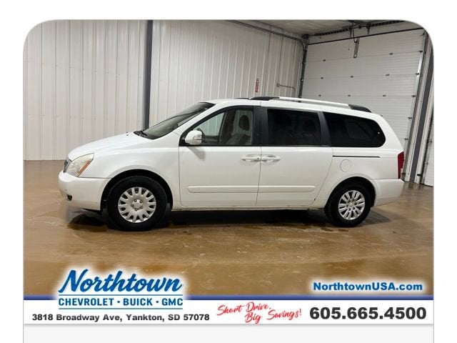 2012 Kia Sedona LX