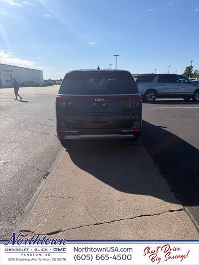 2024 Kia Carnival EX