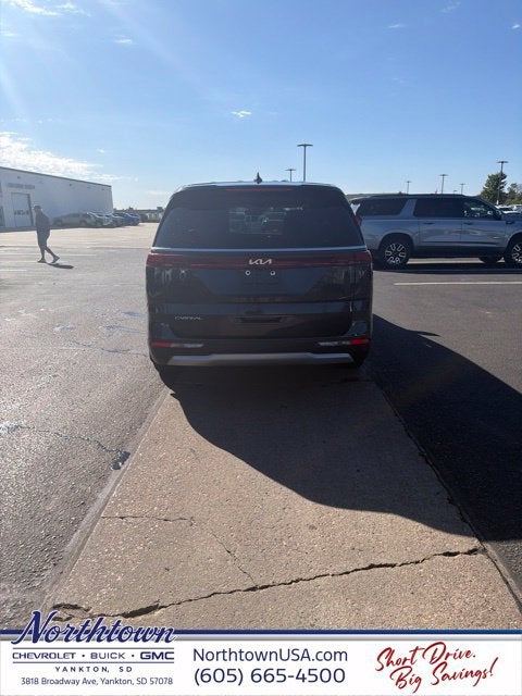 2024 Kia Carnival EX