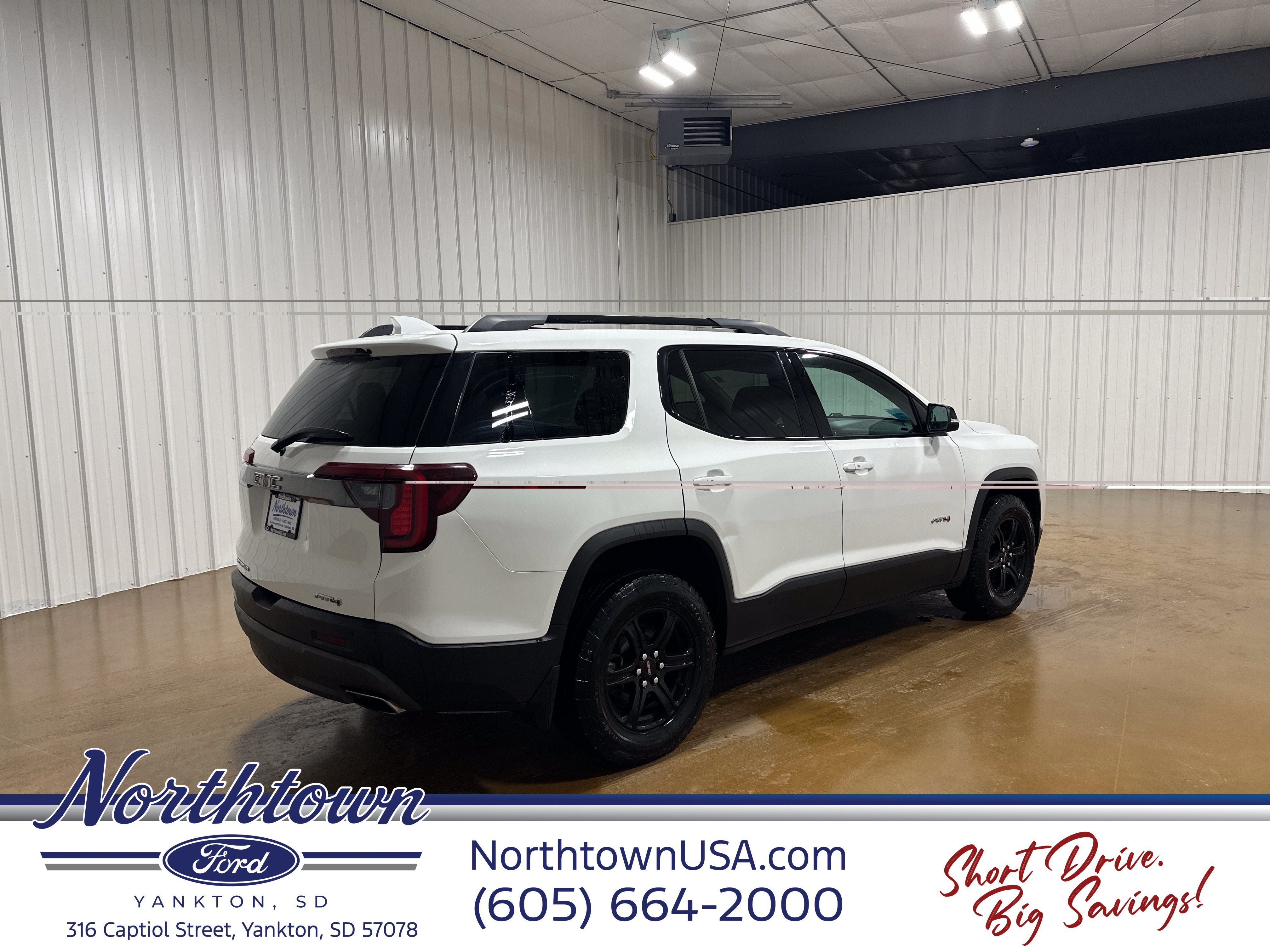 2021 GMC Acadia AT4