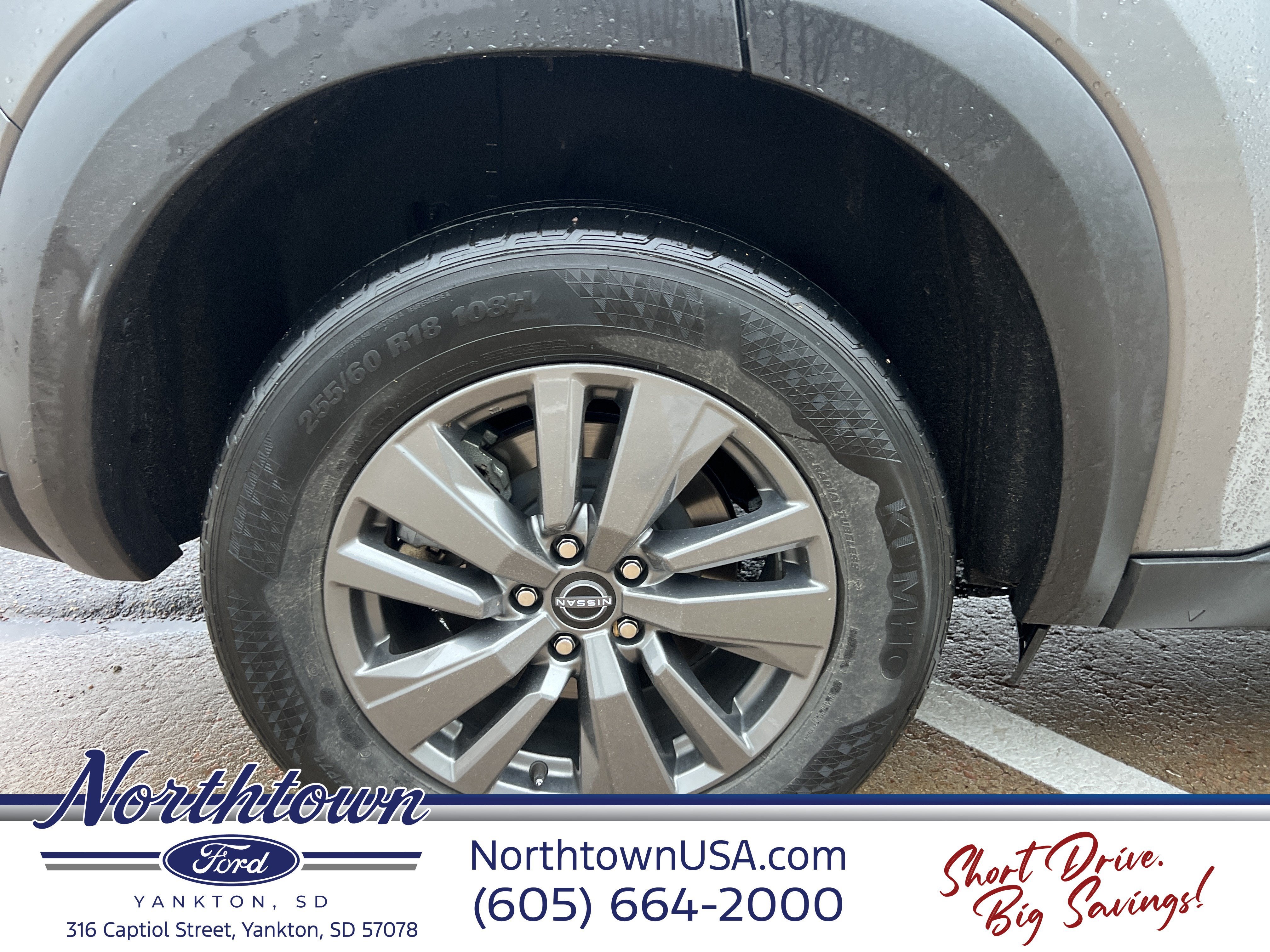 2024 Nissan Pathfinder S