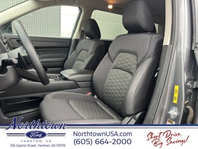 2024 Nissan Pathfinder S